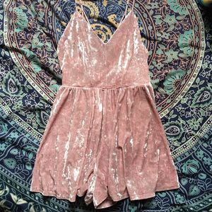 🌸Velvet Romper🌷